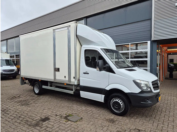 כלי רכב מסחרי עם תיבה MERCEDES-BENZ Sprinter 513