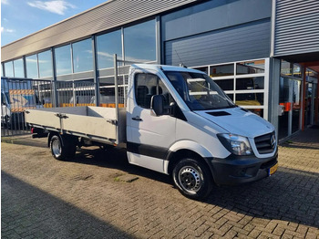 כלי רכב מסחרי במיטה שטוחה MERCEDES-BENZ Sprinter 513