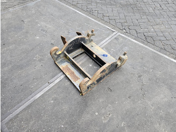 מצמד מהיר עבור מכונת בנייה kopplaat verachtert eurosteel cw 30 cw40 kopplaat adaptorplate: תמונה 4