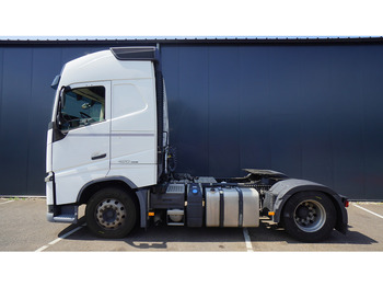יחידת טרקטור VOLVO FH 420