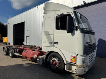 משאית עם שלדת תא VOLVO FH12 340