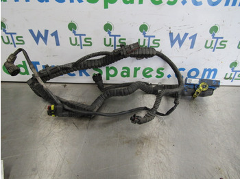 מערכת חשמל PACCAR