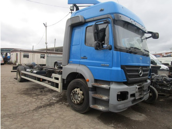 משאית MERCEDES-BENZ