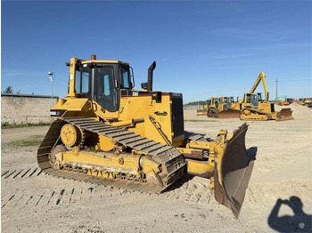 דחפור CATERPILLAR D6M