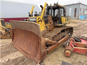 דחפור KOMATSU D65