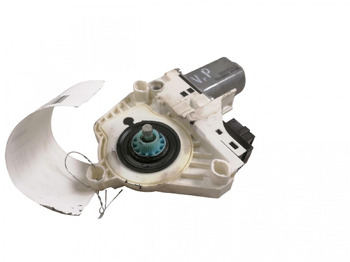 חלון וחלקים SCANIA