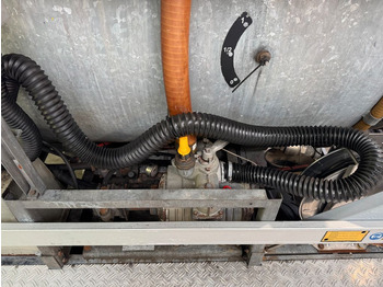 משאית ואקום Mercedes-Benz 818 4X2 ROM Toilettenwagen Mercedes-Benz 818 4X2 ROM Toilettenwagen 6 Plätze: תמונה 4