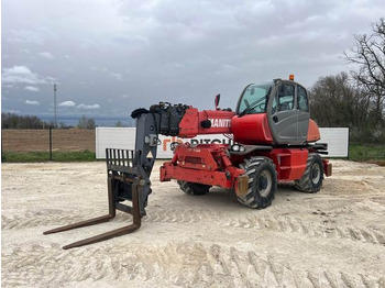 מפעיל טלסקופי MANITOU