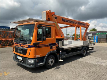 פלטפורמה אווירית מותקנת על משאית MAN TGL 8.180