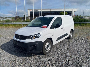 כלי רכב מסחרי עם לוח PEUGEOT Partner