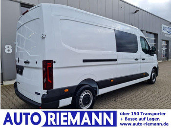 כלי רכב מסחרי עם לוח RENAULT Master