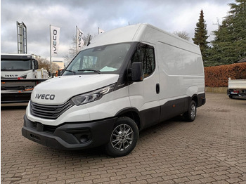 כלי רכב מסחרי עם לוח IVECO Daily 35s16