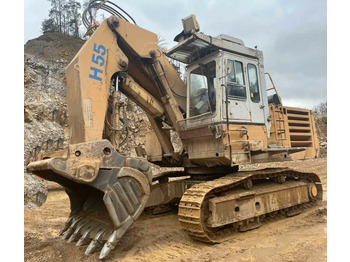 מחפר DEMAG
