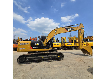 מחפר CATERPILLAR 323D2L