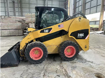 מעמיס היגוי החלקה CATERPILLAR