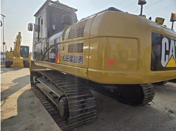 מחפר סורק Caterpillar 330D2L: תמונה 4