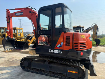 מיני מחפר DOOSAN DH55
