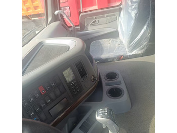 חָדָשׁ משאית מכל Sinotruk HOWO 371 8*4 Tank truck: תמונה 3