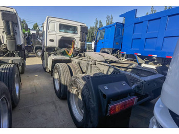 יחידת טרקטור Sinotruk HOWO 371 Tractor: תמונה 3