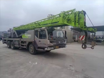 עגורן נייד ZOOMLION ZTC250
