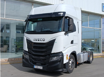 יחידת טרקטור IVECO