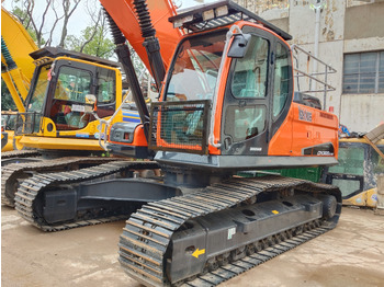 מחפר סורק DOOSAN DX300LC