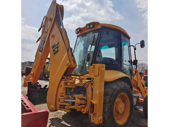 מחפרון JCB 3CX MADE IN UK: תמונה 3