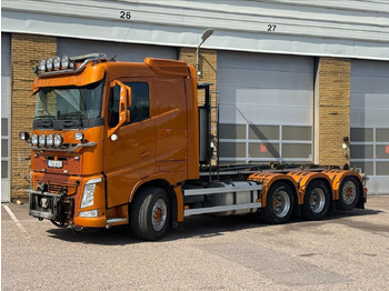 משאית הרמת וו VOLVO FH12