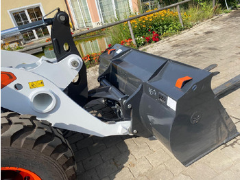 מעמיס גלגלים Bobcat L75: תמונה 5