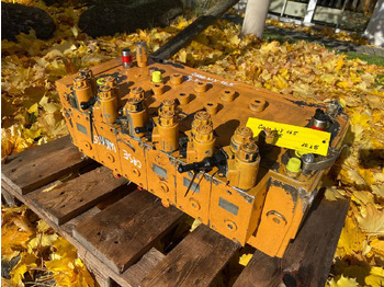 שסתום הידרולי עבור מכונת בנייה Case WX 165: תמונה 2 שסתום הידרולי עבור מכונת בנייה Case WX 165: תמונה 2