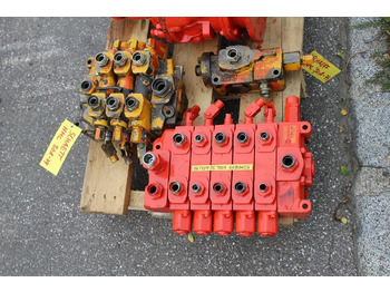 שסתום הידרולי עבור מכונת בנייה Schaeff HML 30 A: תמונה 2