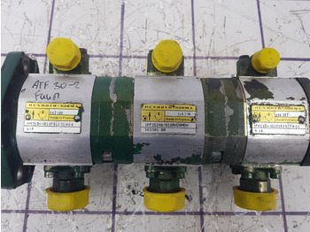 משאבה הידרולית עבור עגורן Faun ATF 30-2 3 way gear pump: תמונה 5