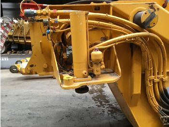 צילינדר הידרולי LIEBHERR