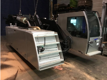 גוף וחלק חיצוני LIEBHERR