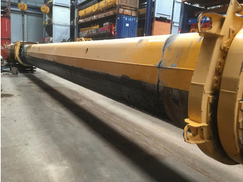 גוף וחלק חיצוני LIEBHERR