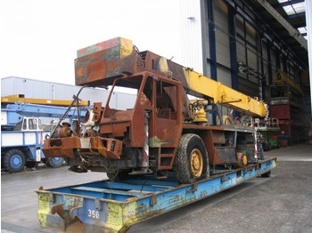 עגורן לכל שטח TEREX