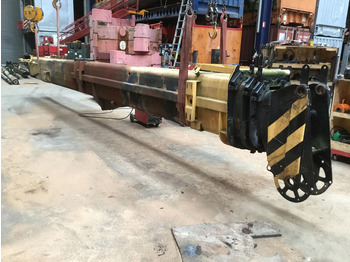 גוף וחלק חיצוני TEREX