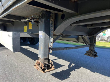 סמיטריילר עם וילונות צד Krone 13,6 mtr: תמונה 3