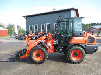 מעמיס גלגלים KUBOTA R090