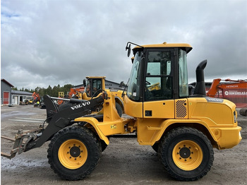מעמיס גלגלים VOLVO L30G