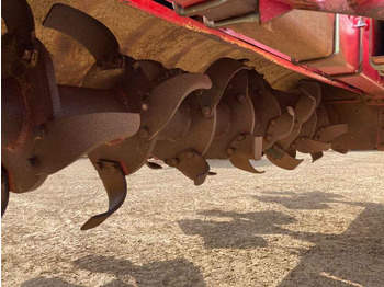מקצרה Grimme Grimme, GF600, 6 Row/3Bed Tilla, Rotovator: תמונה 4