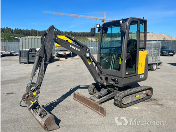 הַחכָּרָה  Grävmaskin Volvo EC18D med maskintrailer och redskap Grävmaskin Volvo EC18D med maskintrailer och redskap: תמונה 2
