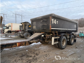 קרון נגרר עם מזהיר
