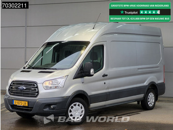 כלי רכב מסחרי עם לוח FORD Transit