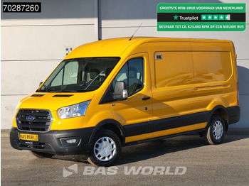 כלי רכב מסחרי עם לוח FORD Transit