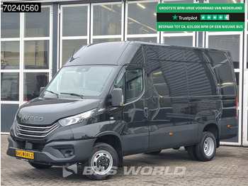 כלי רכב מסחרי עם לוח IVECO Daily 35c18