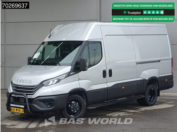 כלי רכב מסחרי עם לוח IVECO Daily 35c21