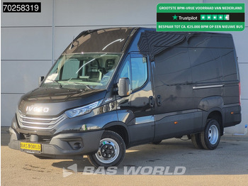 כלי רכב מסחרי עם לוח IVECO Daily 35c21