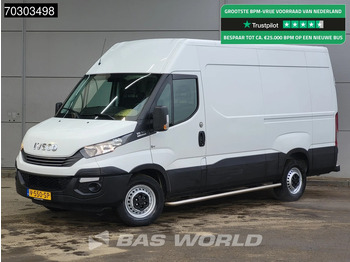 כלי רכב מסחרי עם לוח IVECO Daily 35s12