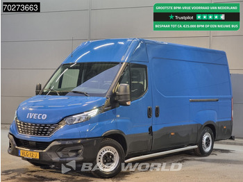 כלי רכב מסחרי עם לוח IVECO Daily 35s14